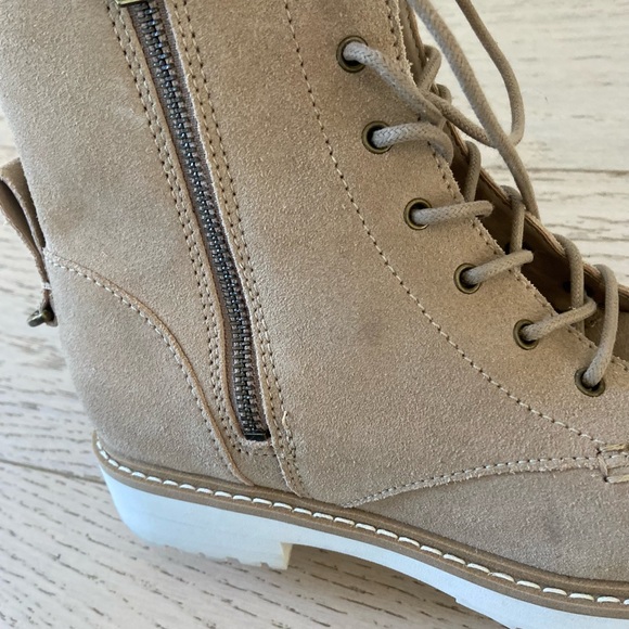 Cole Haan Waterproof Greenwich Suede Combat Style Booties Size 8.5 Beige, EUC - Picture 10 of 11